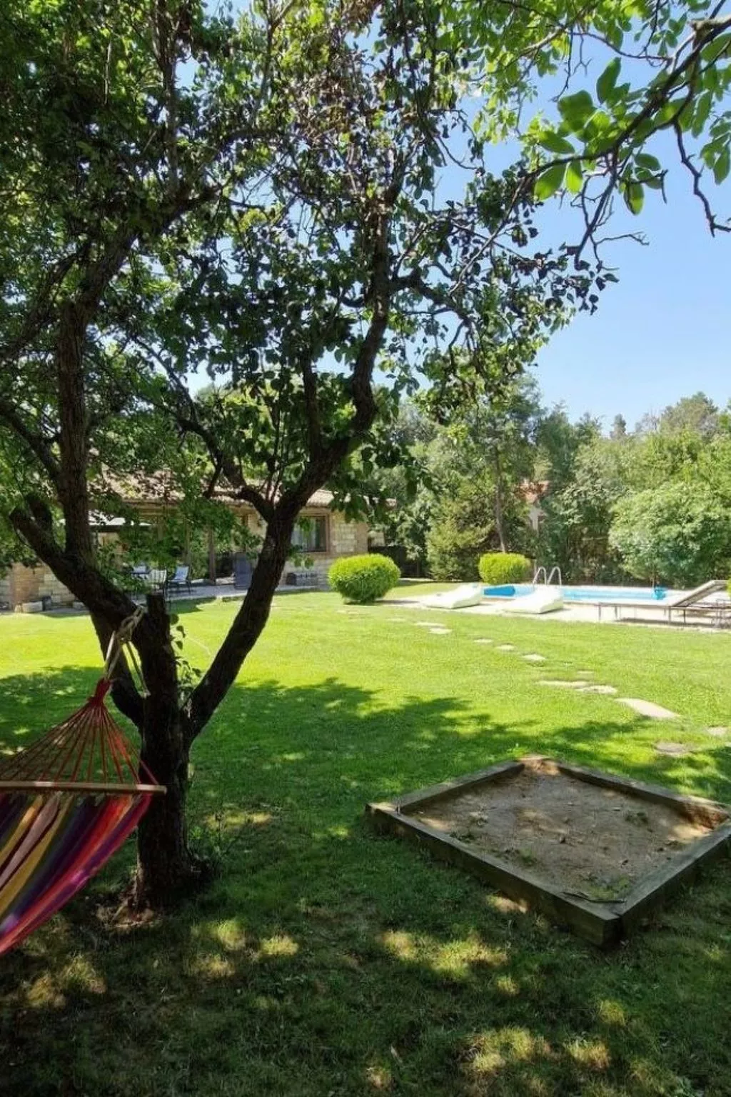 Villa Romantica-Outside