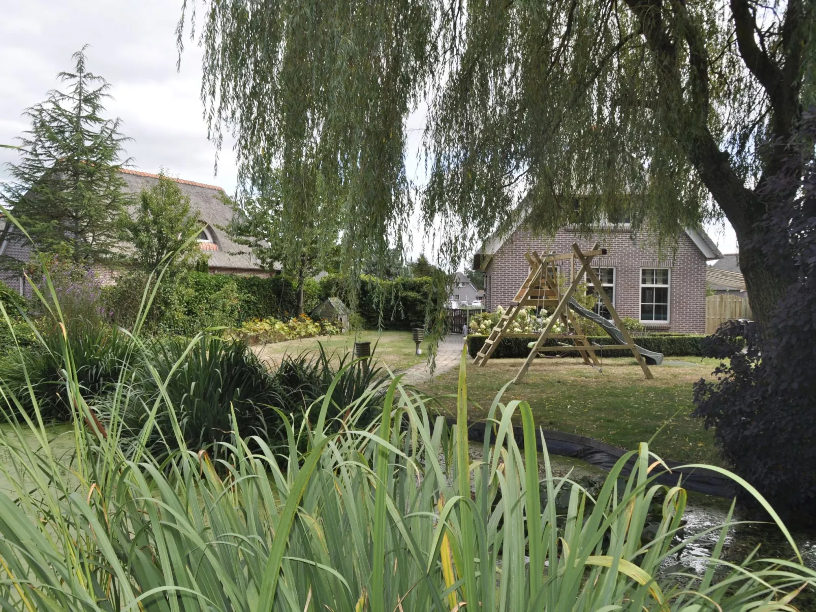 Ferienvilla mit Sauna und Whirlpool