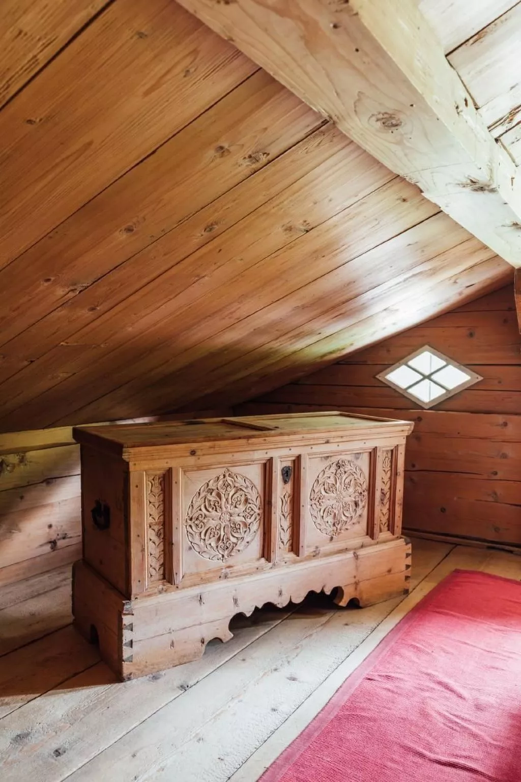 Alphütte Lenk-Gstaad-Drinnen