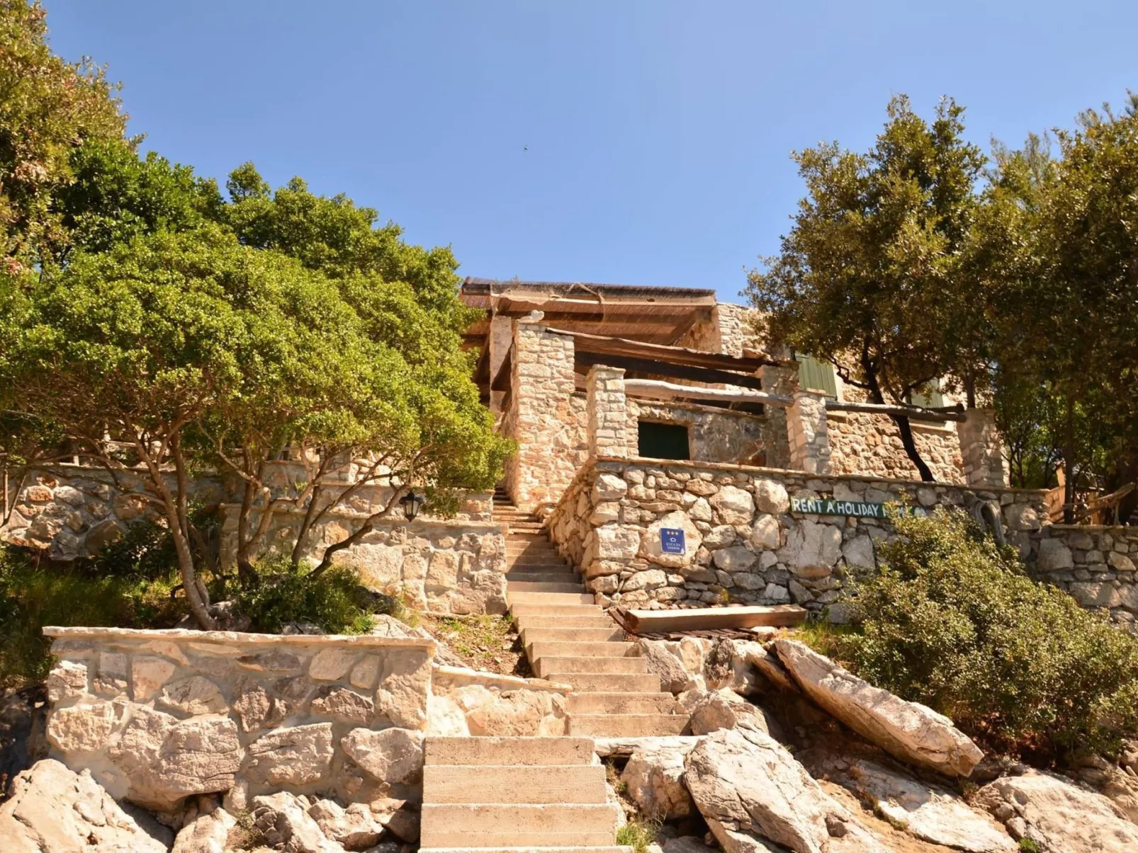 In Selca mit Garten, Terrasse und Grill-Image-tags.info