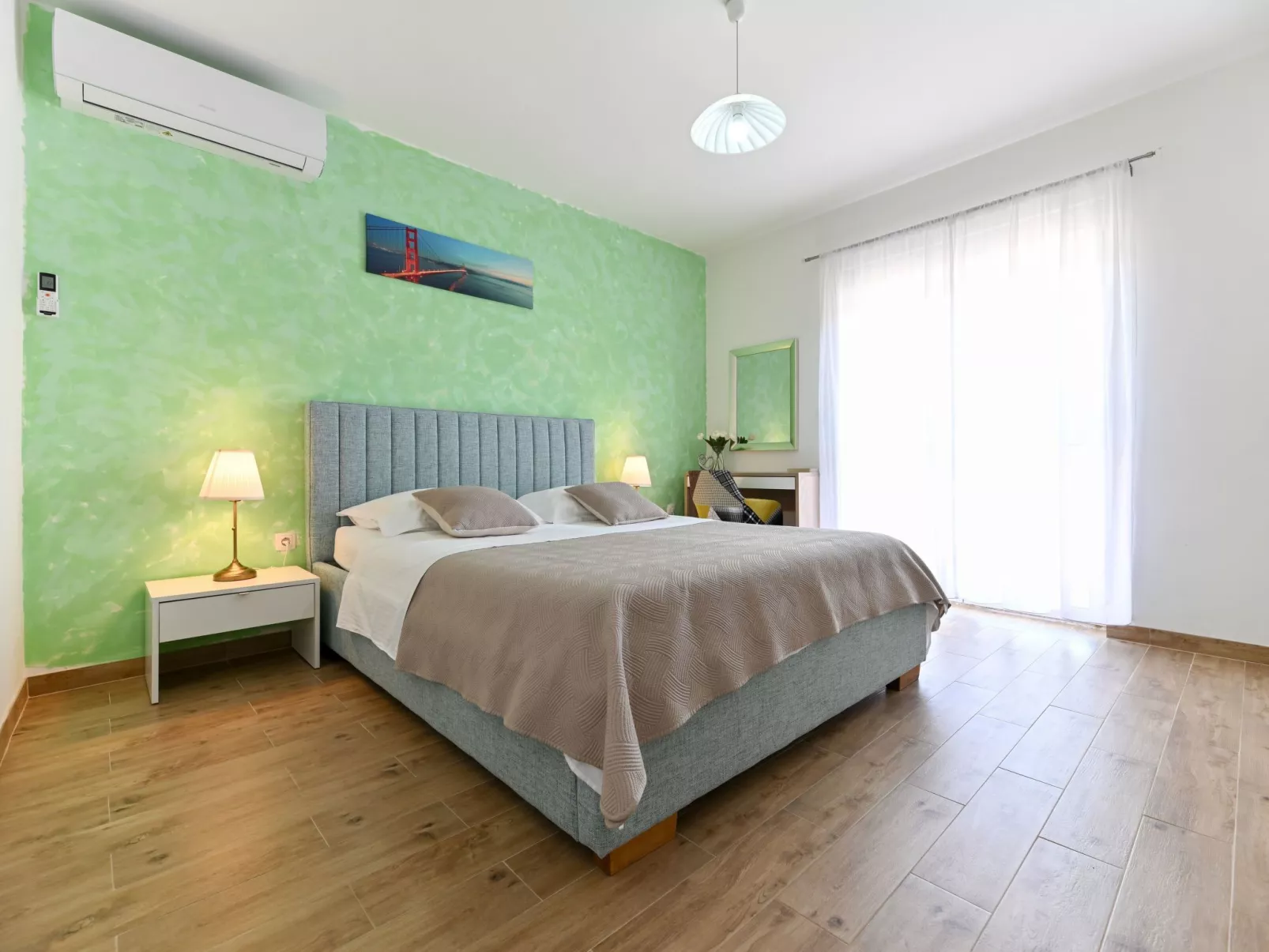 Charmantes Ferienhaus in Donje Rastane-Inside