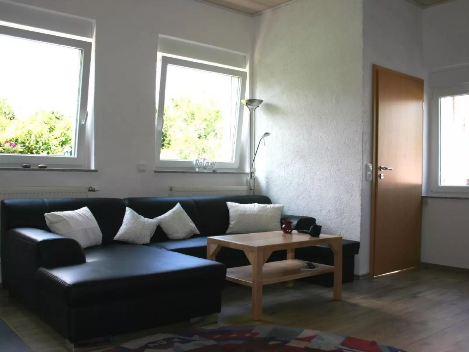 Helle Ferienwohnung in Mehren mit Eigenem Garten