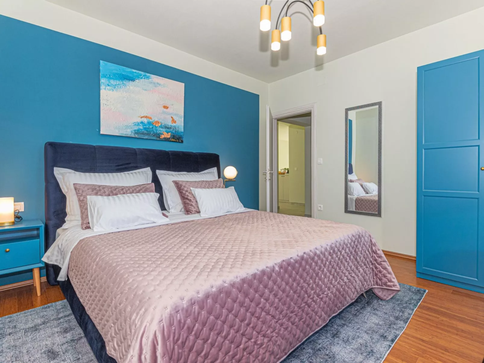 Villa Romansa mit Sauna und Whirlpool in Siritovci