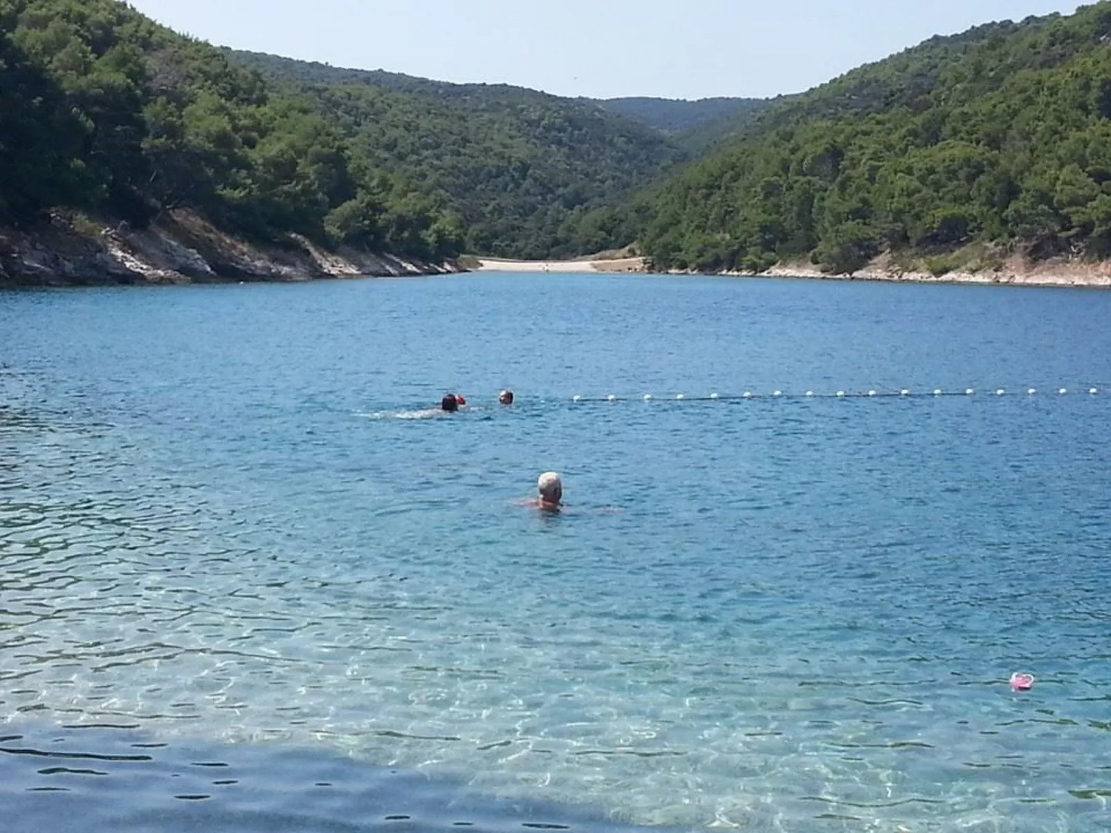 Hütte "Moj mir" mit Blick auf das Wasser-Dehors