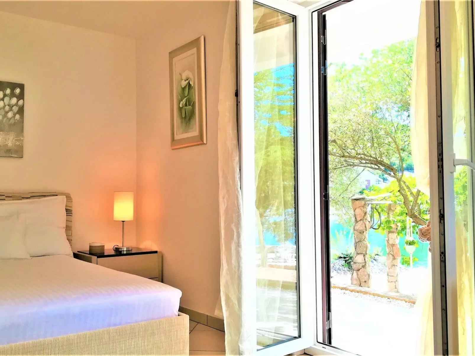 Anwesen mit Blick auf das Wasser-Drinnen