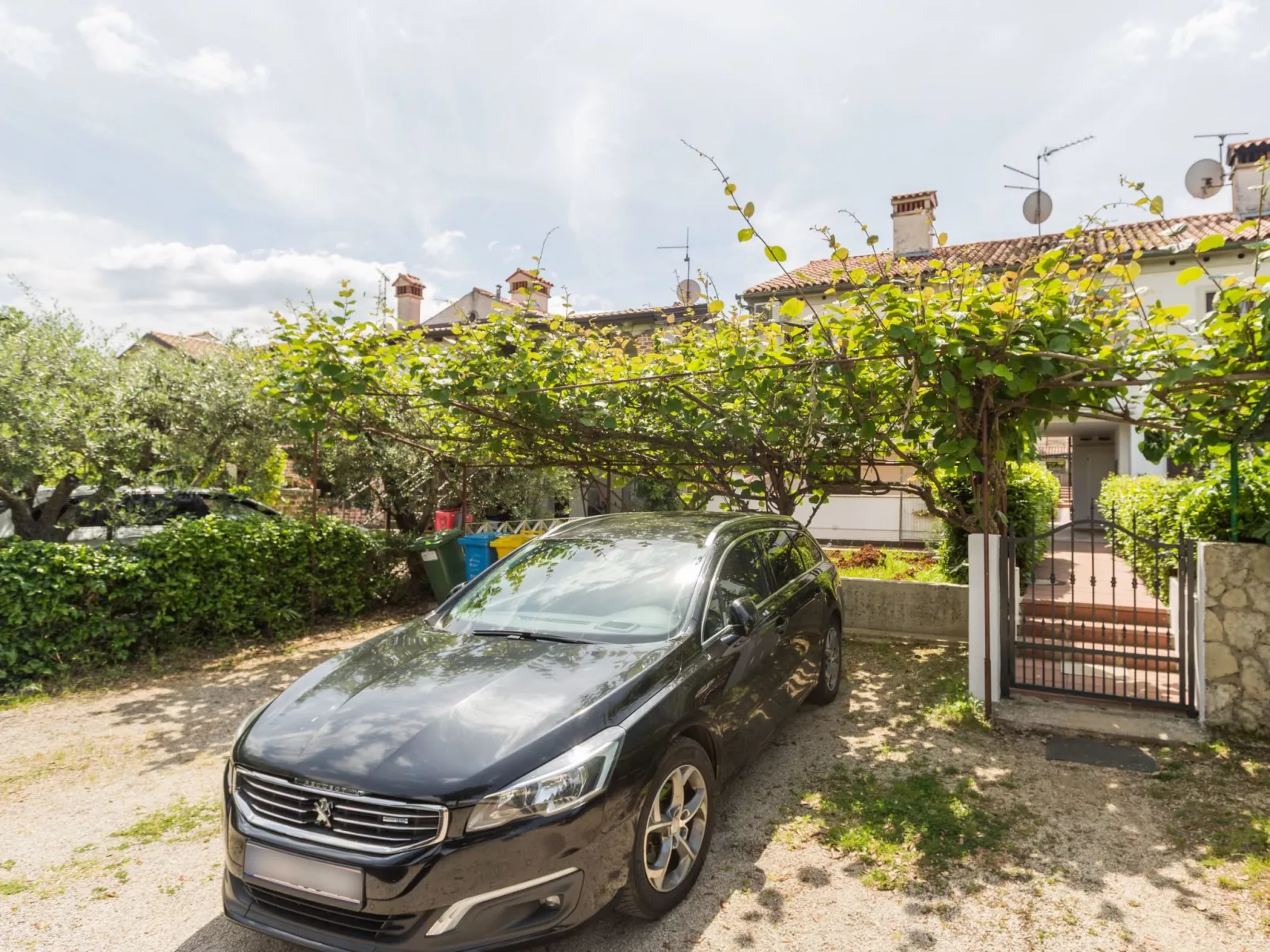 Luka Premium-Draußen