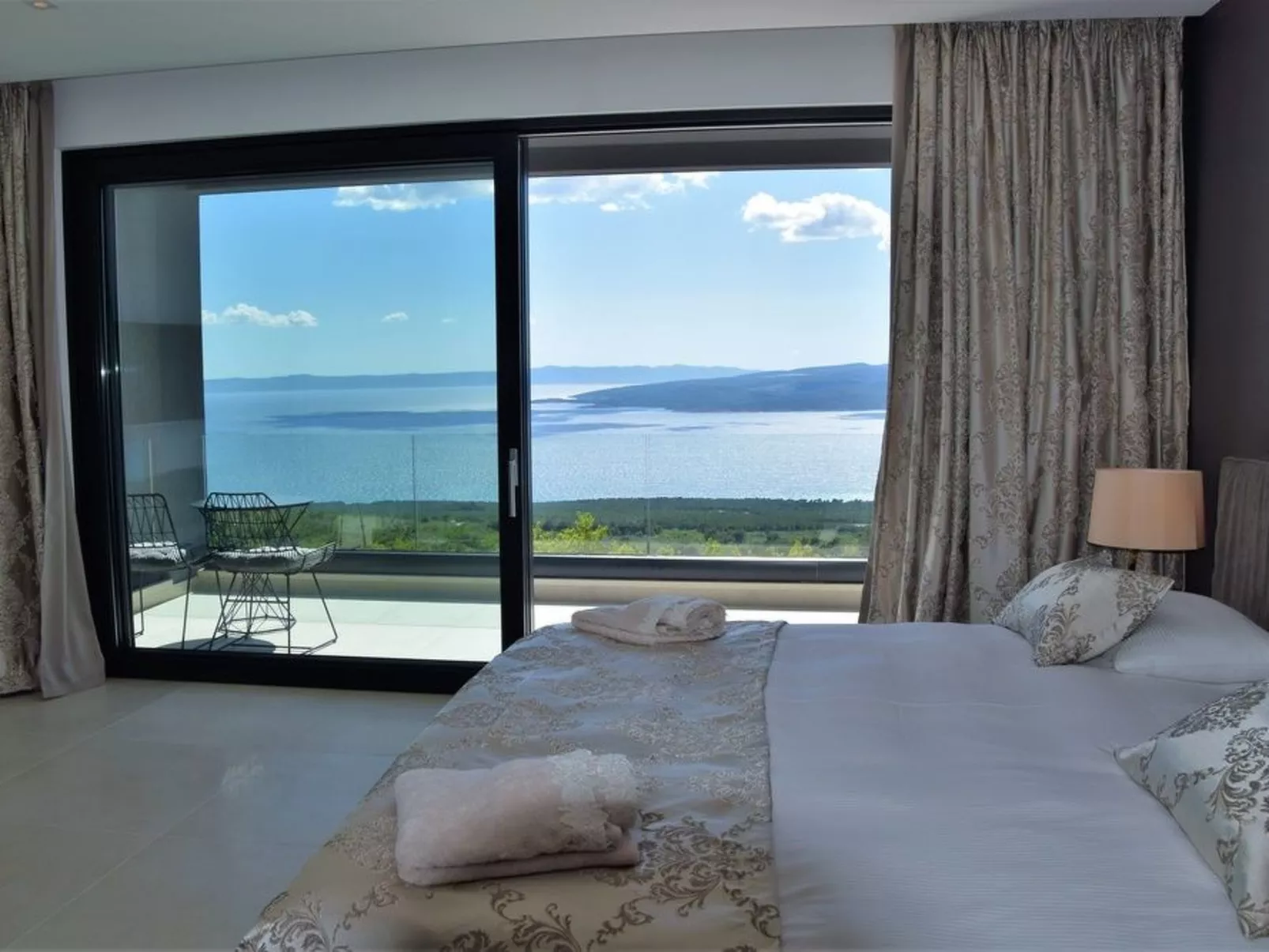 Ferienvilla "Villa Melody" mit privatem Pool-Inside