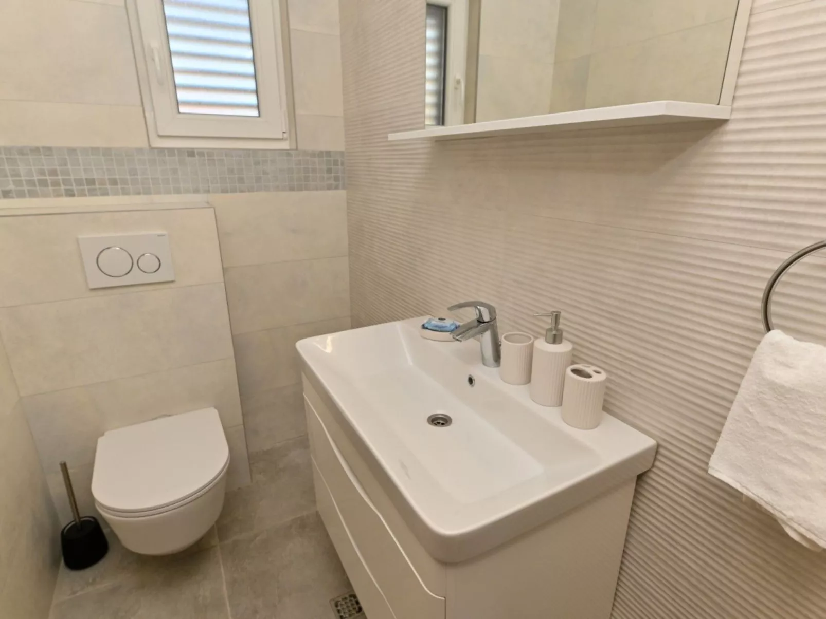 Charmante 2-Zimmer-Wohnung in der Nähe der Altstadt von Trogir-Drinnen