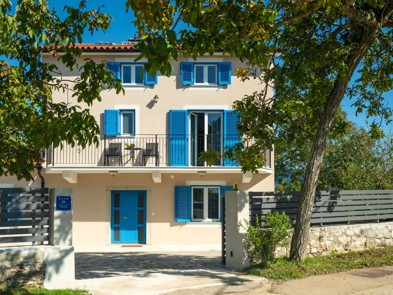 Villa "Francesca" mit Garten, Grill und Pool-Outside