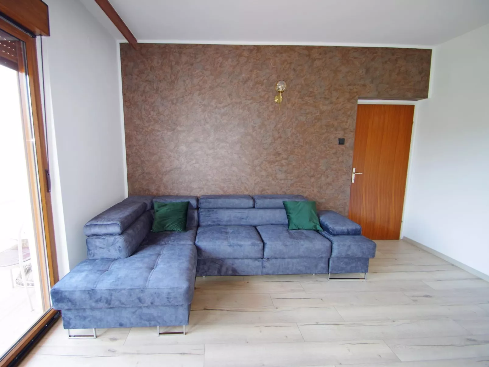 "Gortanova" mit privatem Balkon-Dedans