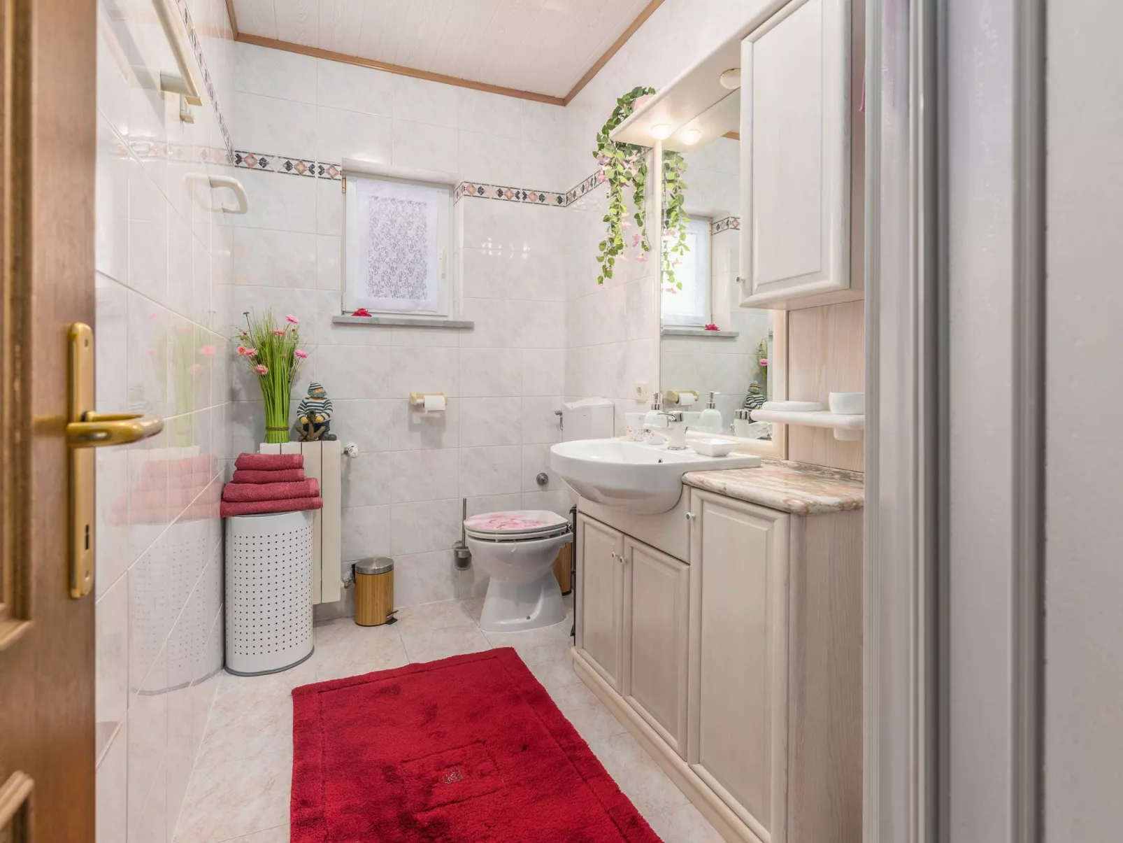 Charmante Familienvilla, in der Hunde willkommen sind-Drinnen