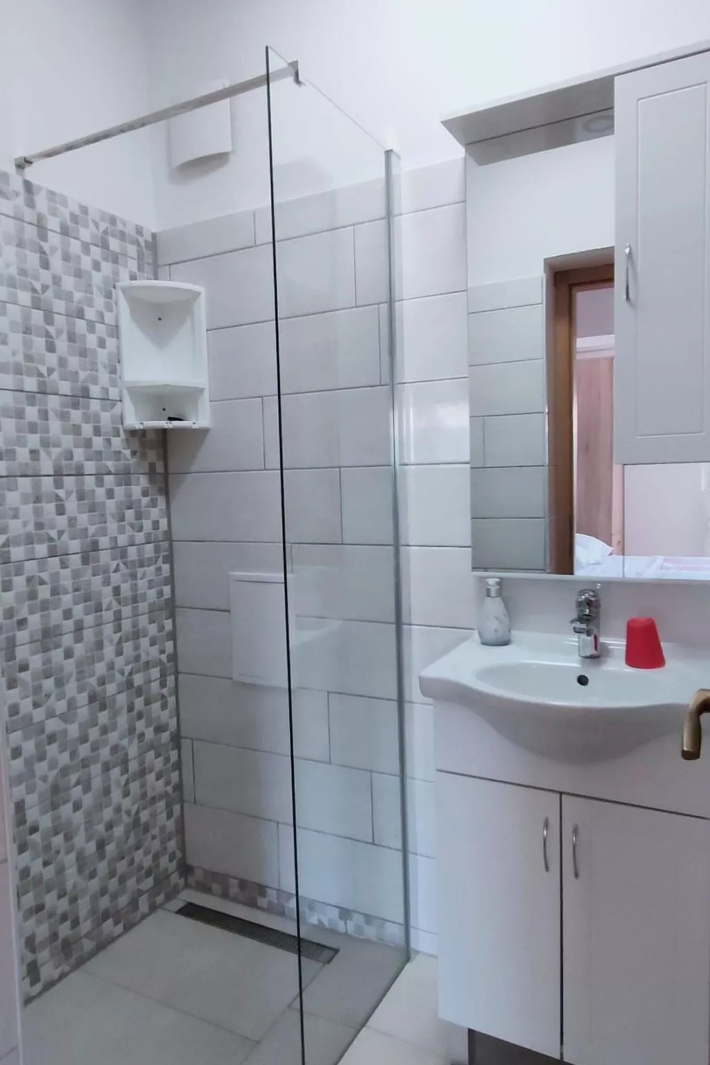 Studioapartment Meri 4