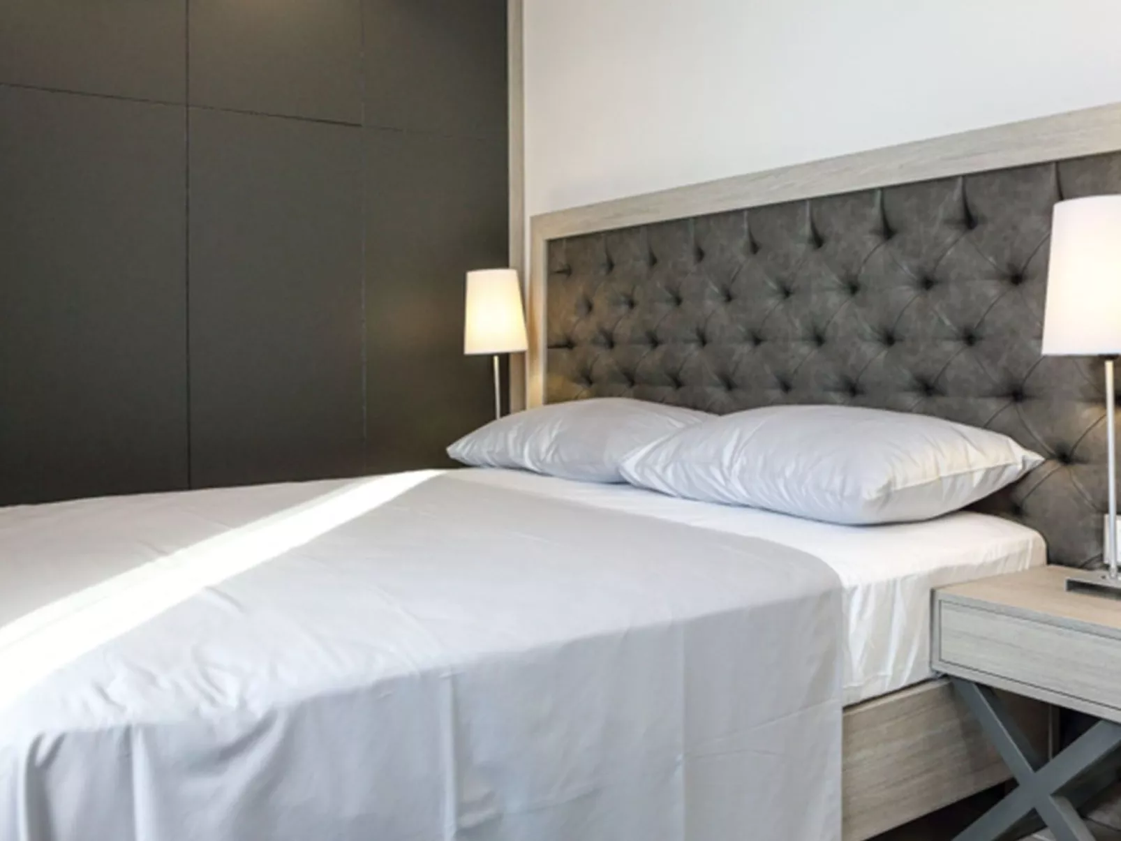 Luxusvilla Viola mit Pool, Sauna und Fitnessraum-Drinnen