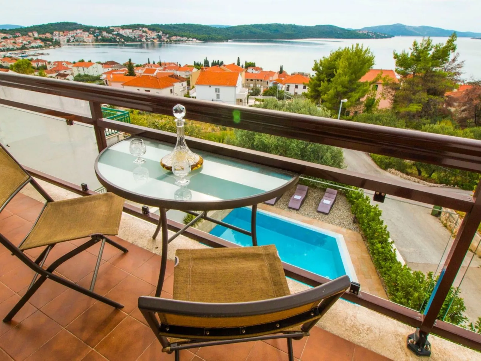 Villa Nia für 12 Personen mit privatem beheiztem Pool-Outside