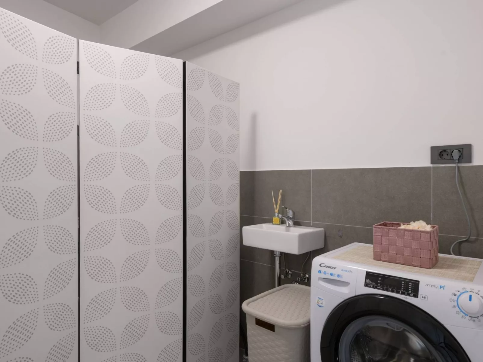 Villa Grande, klimatisiert und mit Pool in Jursici