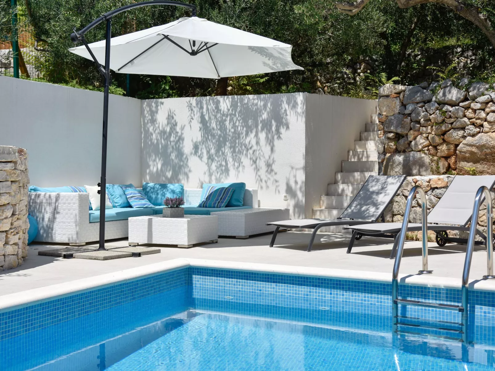 3 Schlafzimmer Villa mit beheiztem Pool und Meerblick-Inside