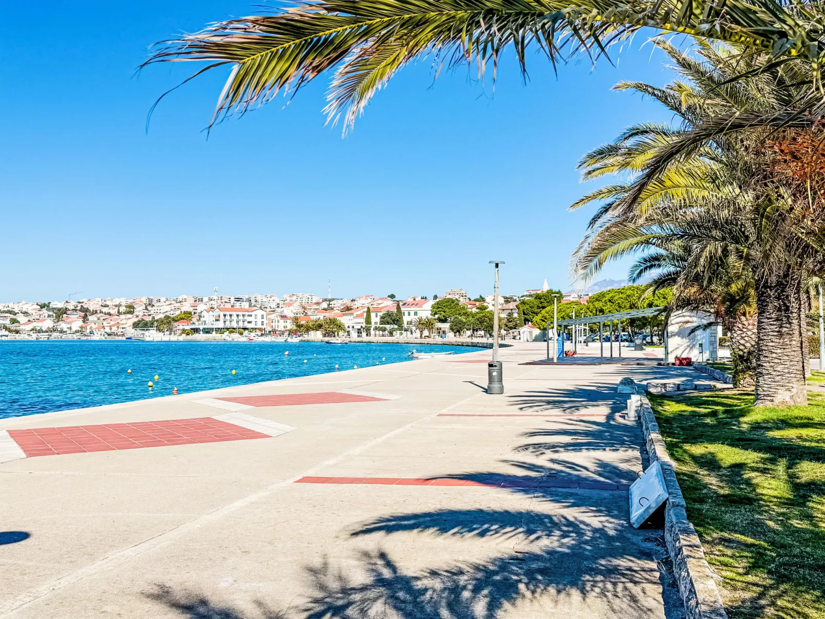 "Gubo2" mit Blick auf das Wasser