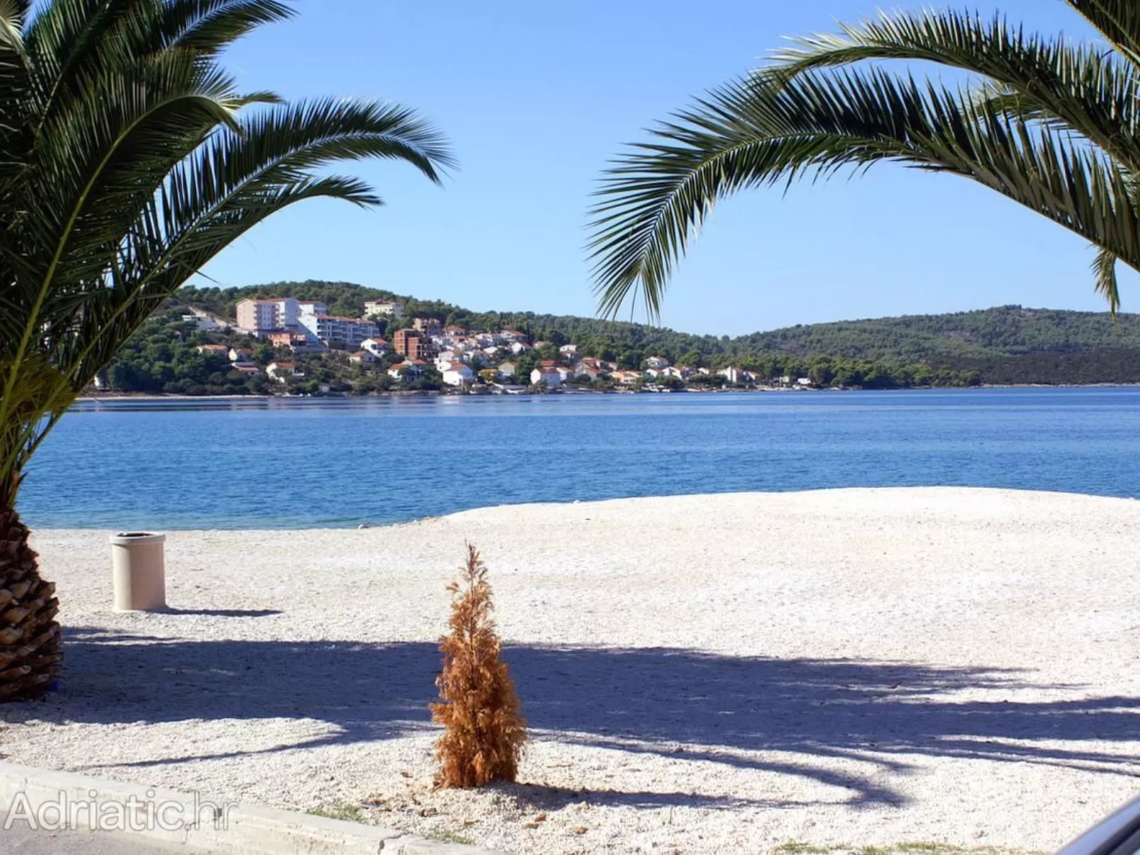 Wohnung mit Blick auf das Wasser-Outside