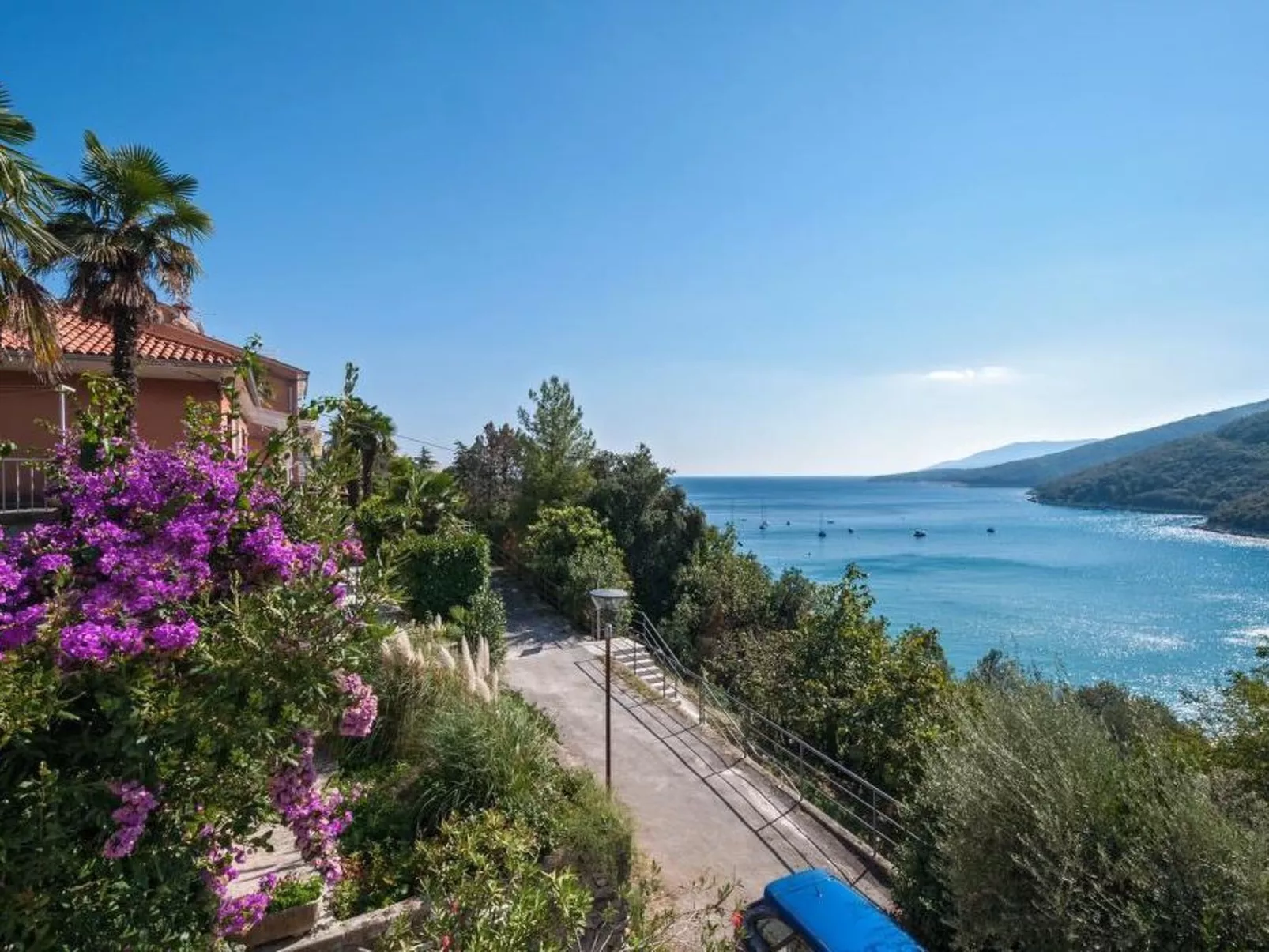 Drei-Zimmer-Wohnung Rita, in der Nähe des Strandes-Image-tags.info