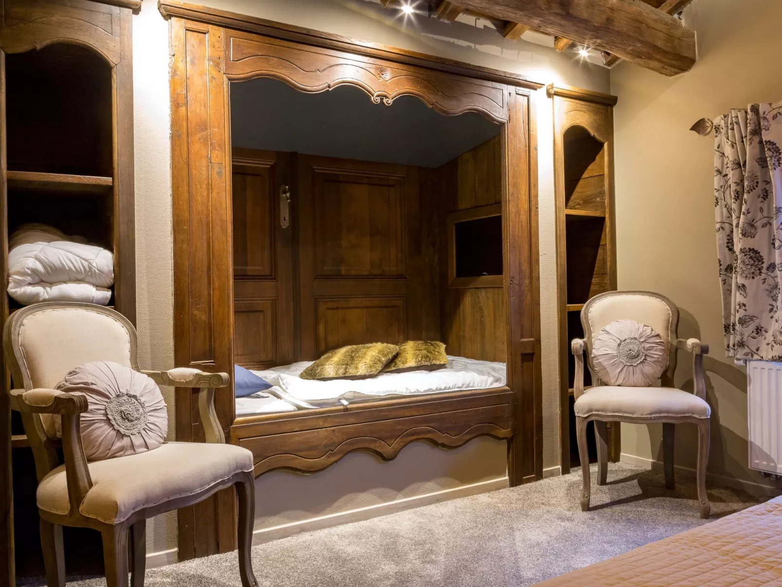 Villa "Marie France" Wellness 9 Personen-Inside