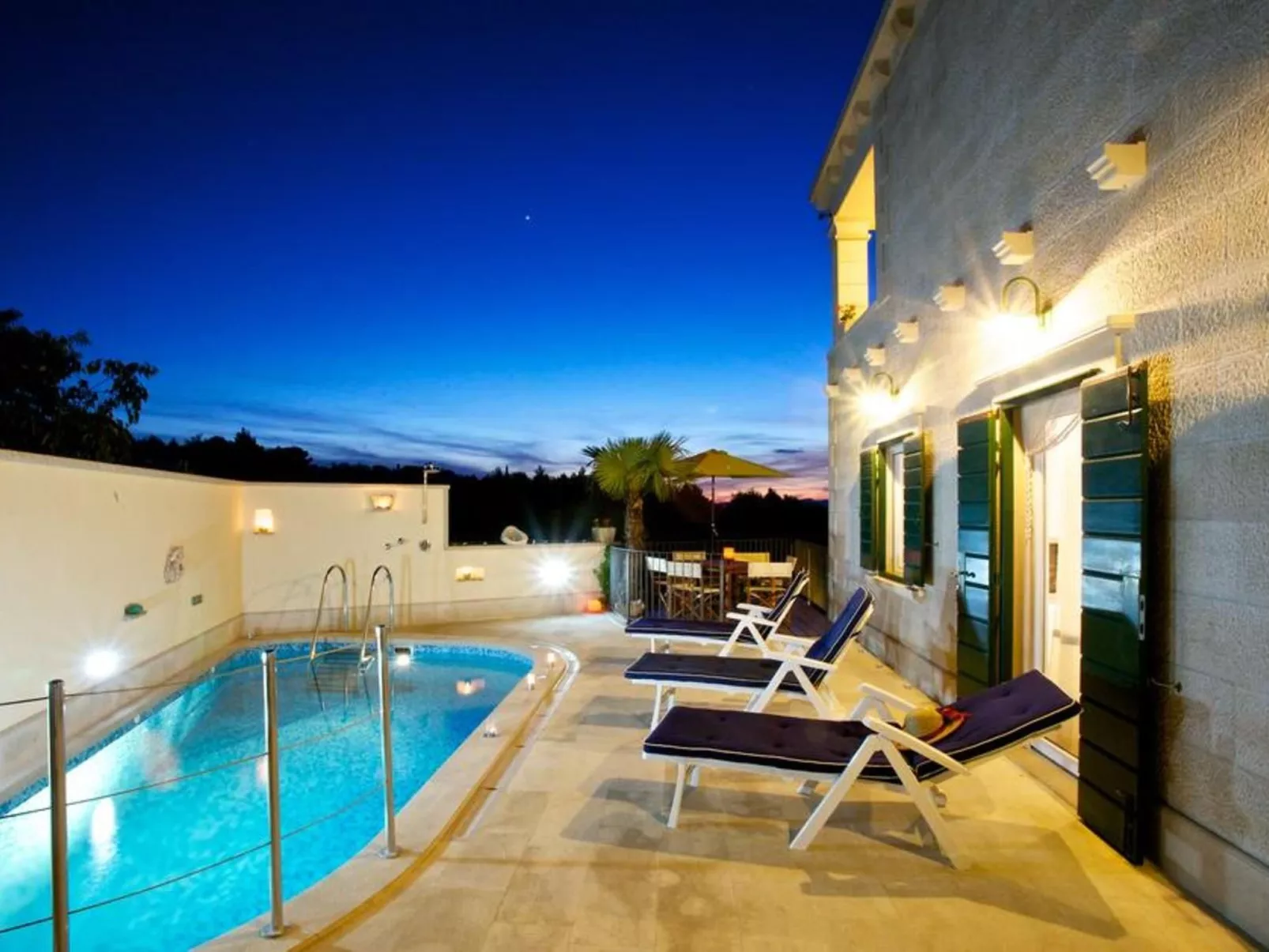  Angelina mit Pool & Sauna-Outside