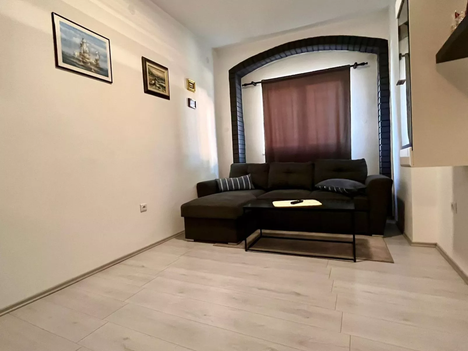 In Pula mit großem Dachbalkon.-Inside