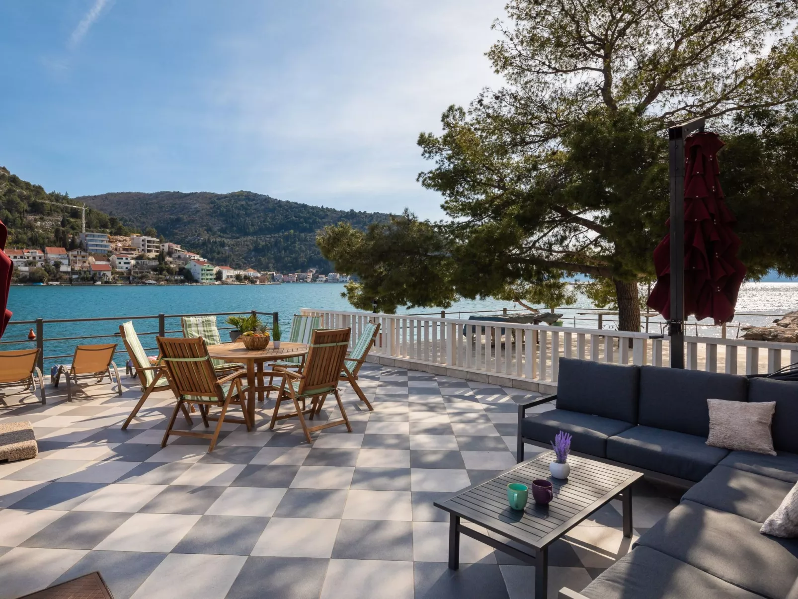 Sonnenaufgang an der Adria - Strandhaus-Drinnen