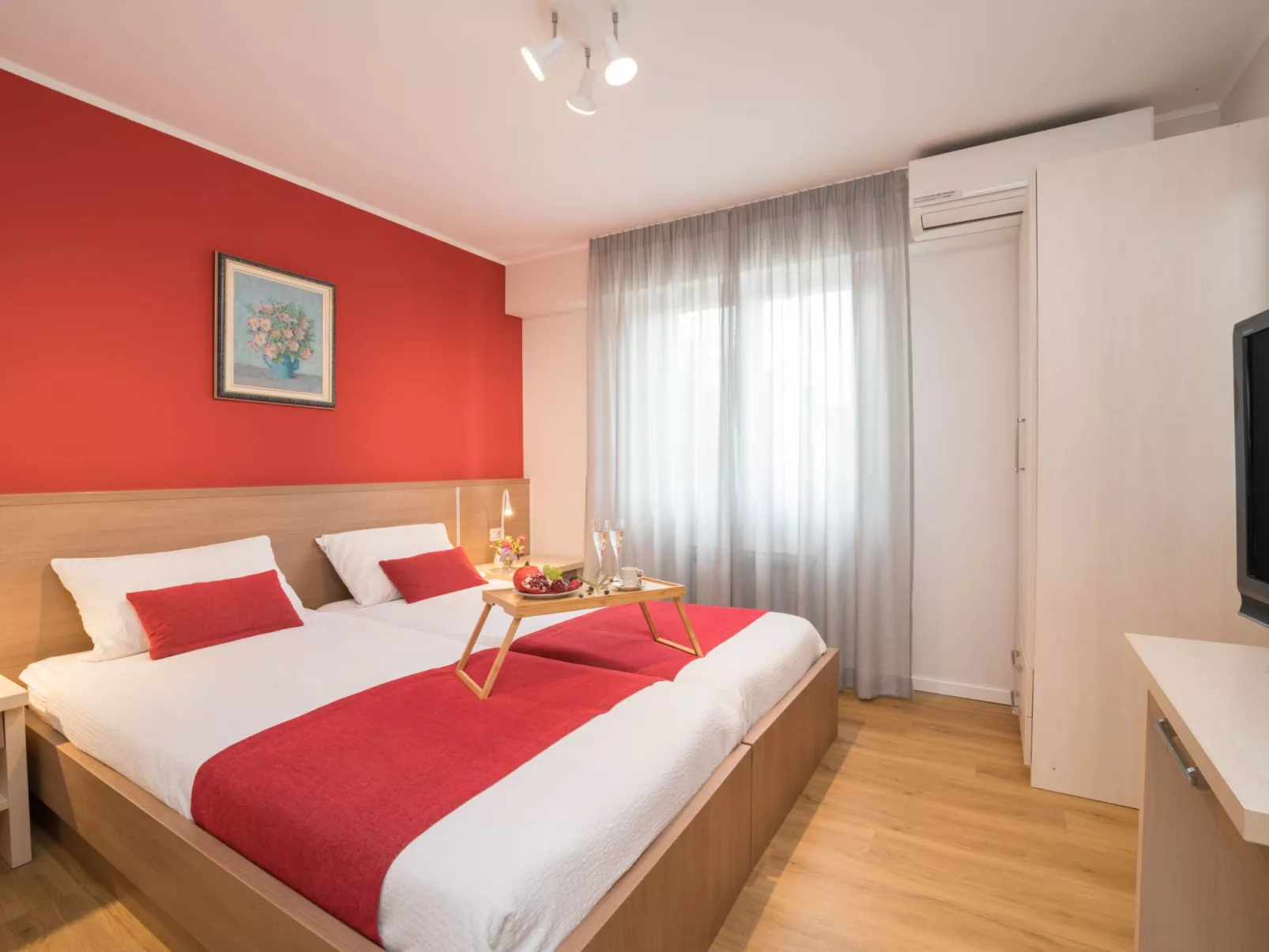 GioEin privater Bereich für 16 Personen, Pool und Sport-Inside