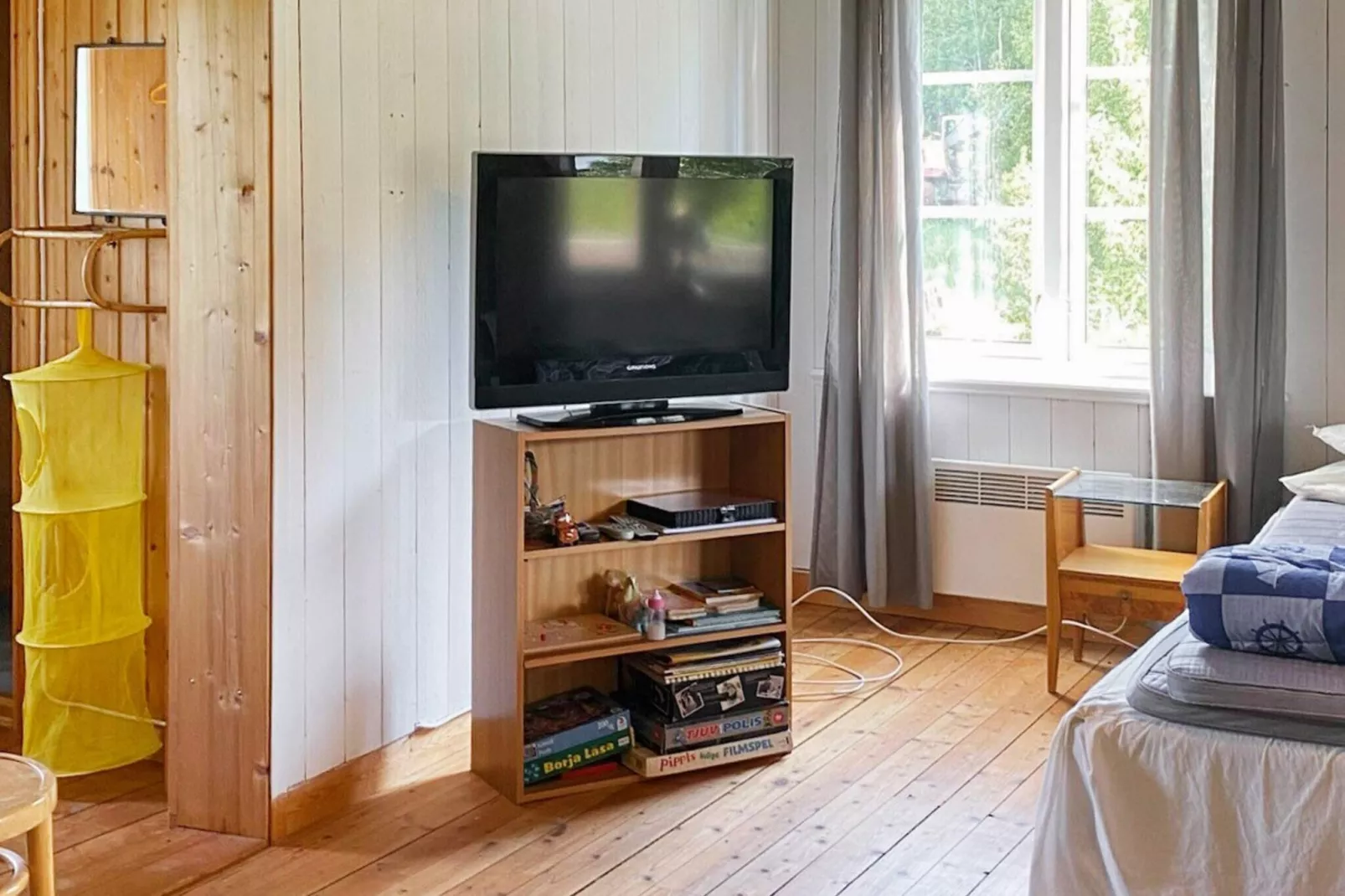 4 person holiday home in TORPSHAMMAR-By Traum-Indoor