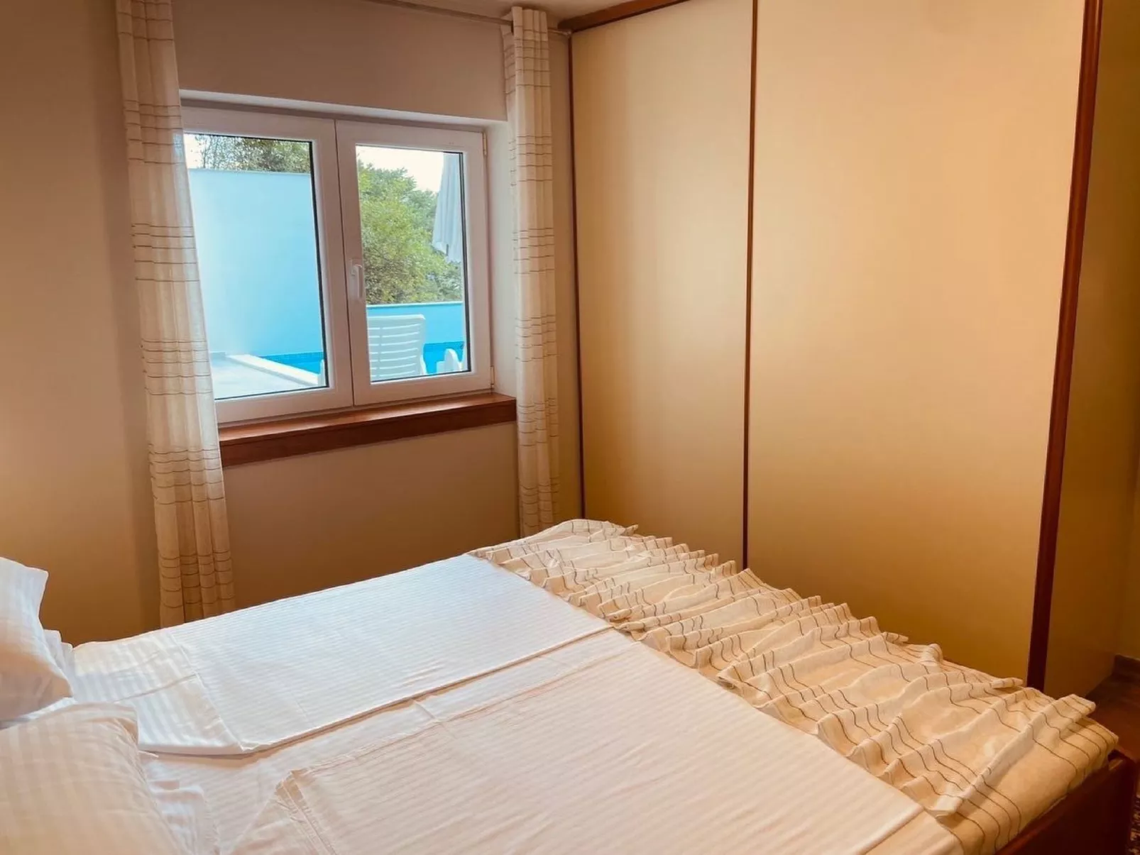 Casa Divani Apartment mit Pool für einen angenehmen Aufenthalt