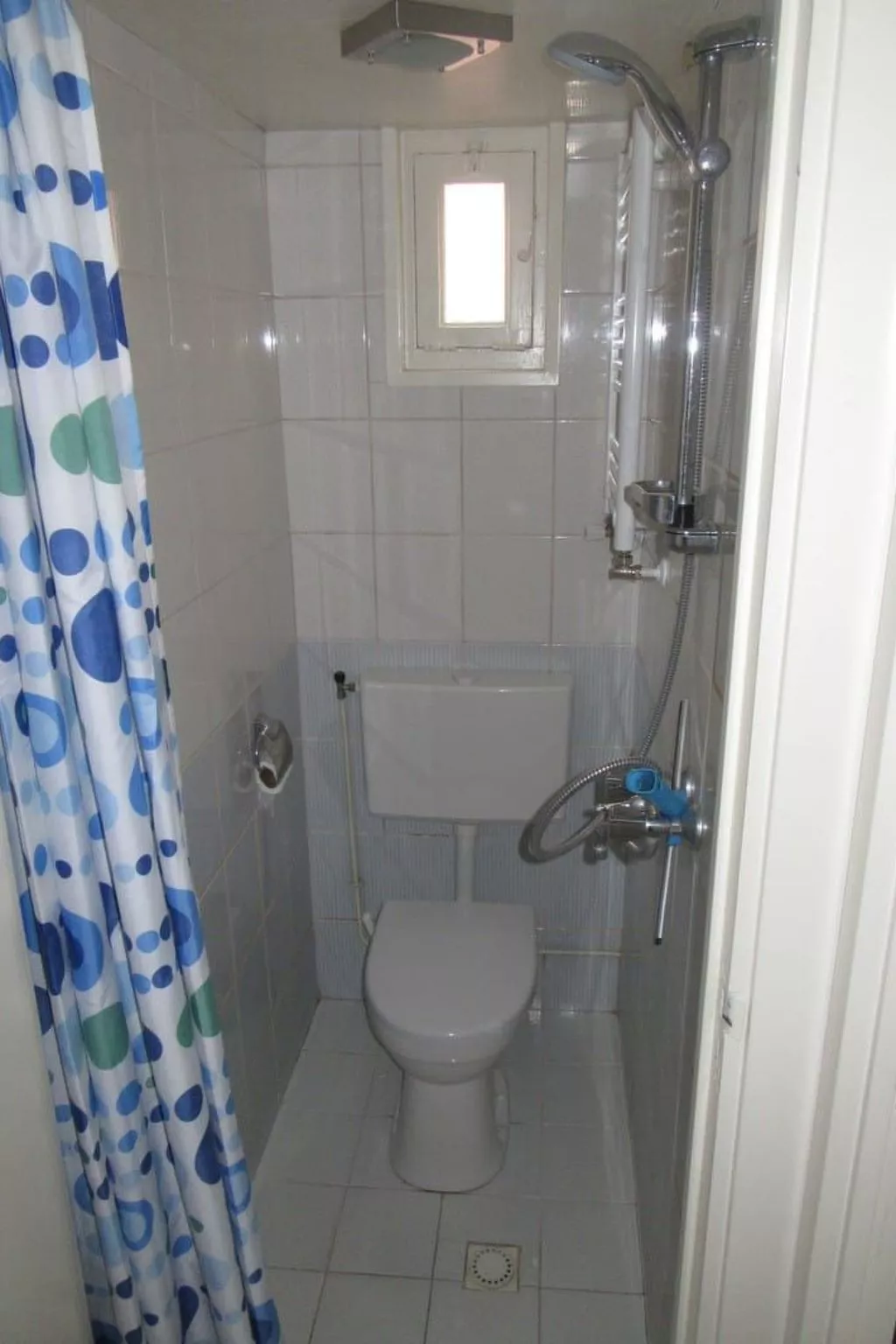 "Emmastraat" mit Terrasse