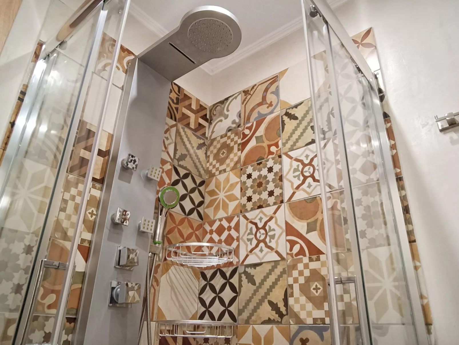 MAKRAKIS ALEXANDROS-Drinnen