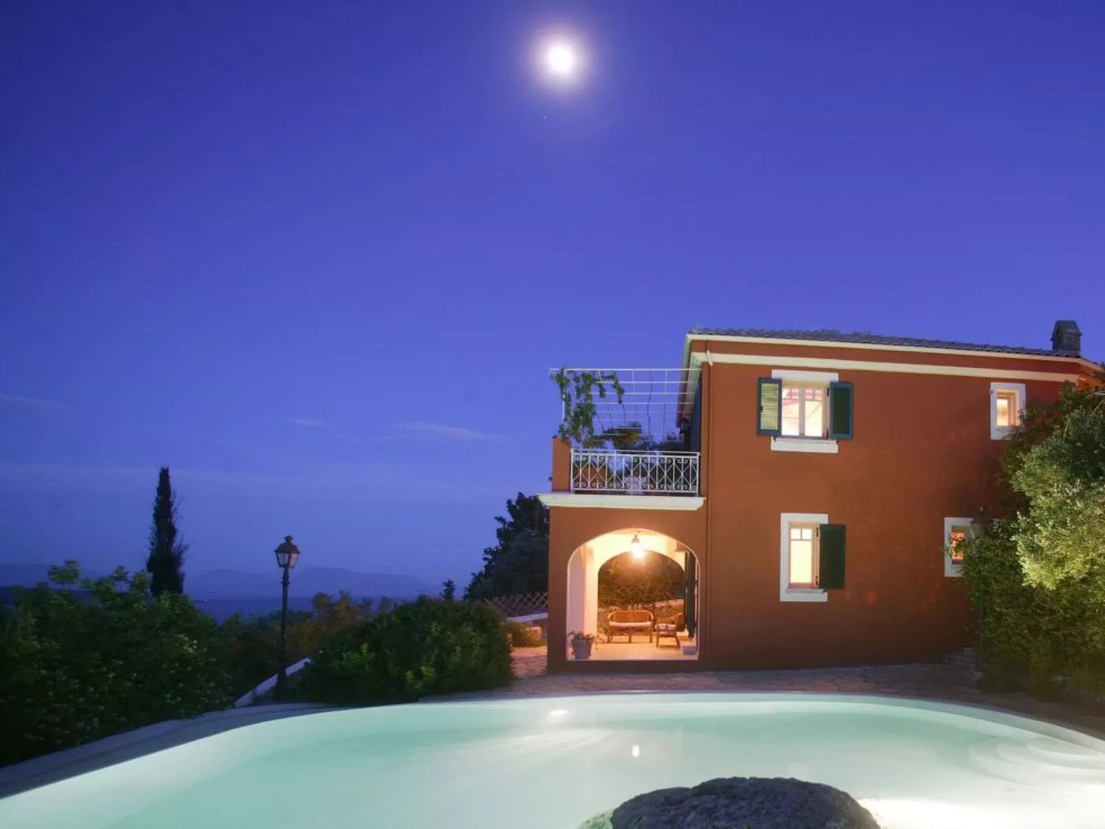 Villa Anthea Rossa-Outside