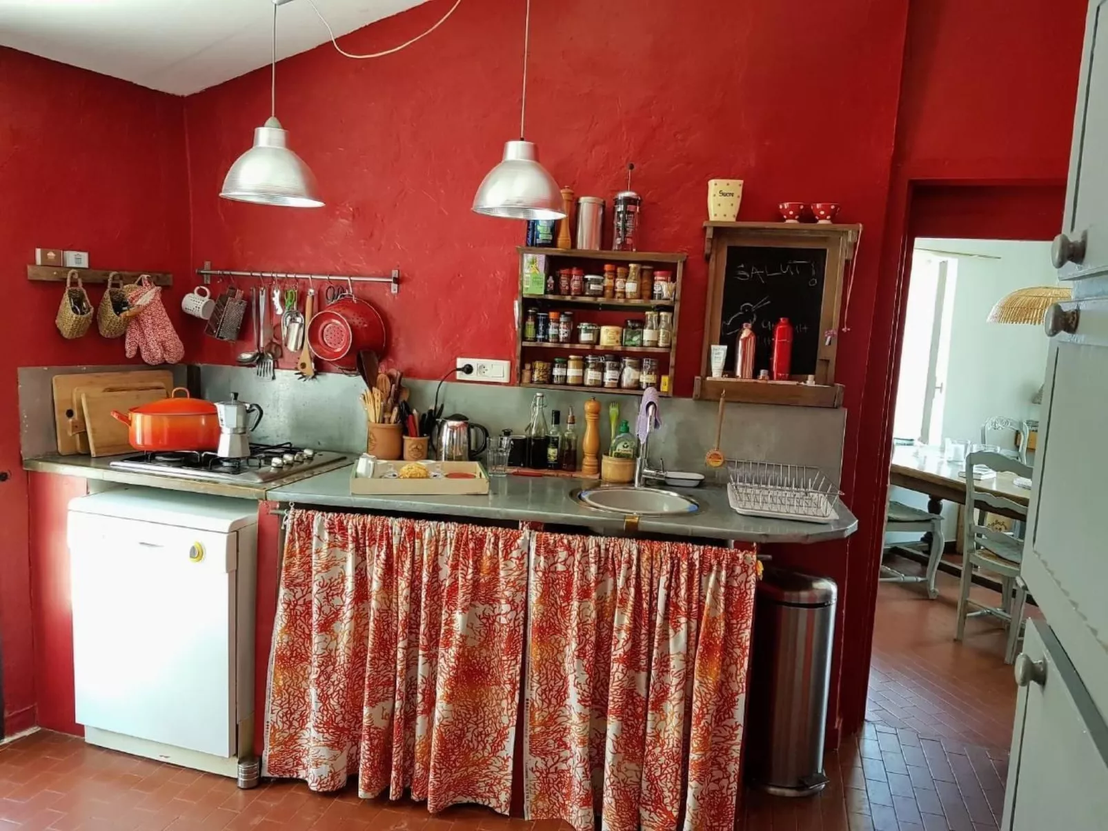 Provenzalisches Haus aus Naturstein in Gigondas