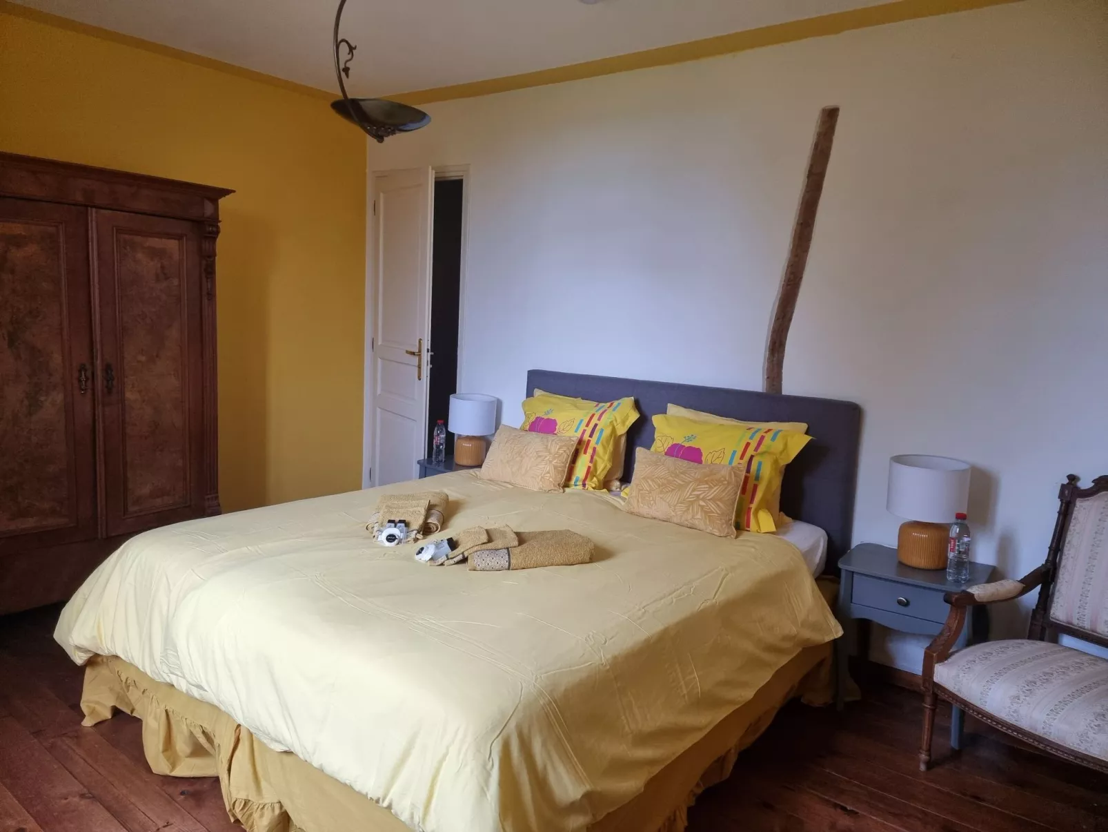 Villa 'Grand Tauzia'-Inside