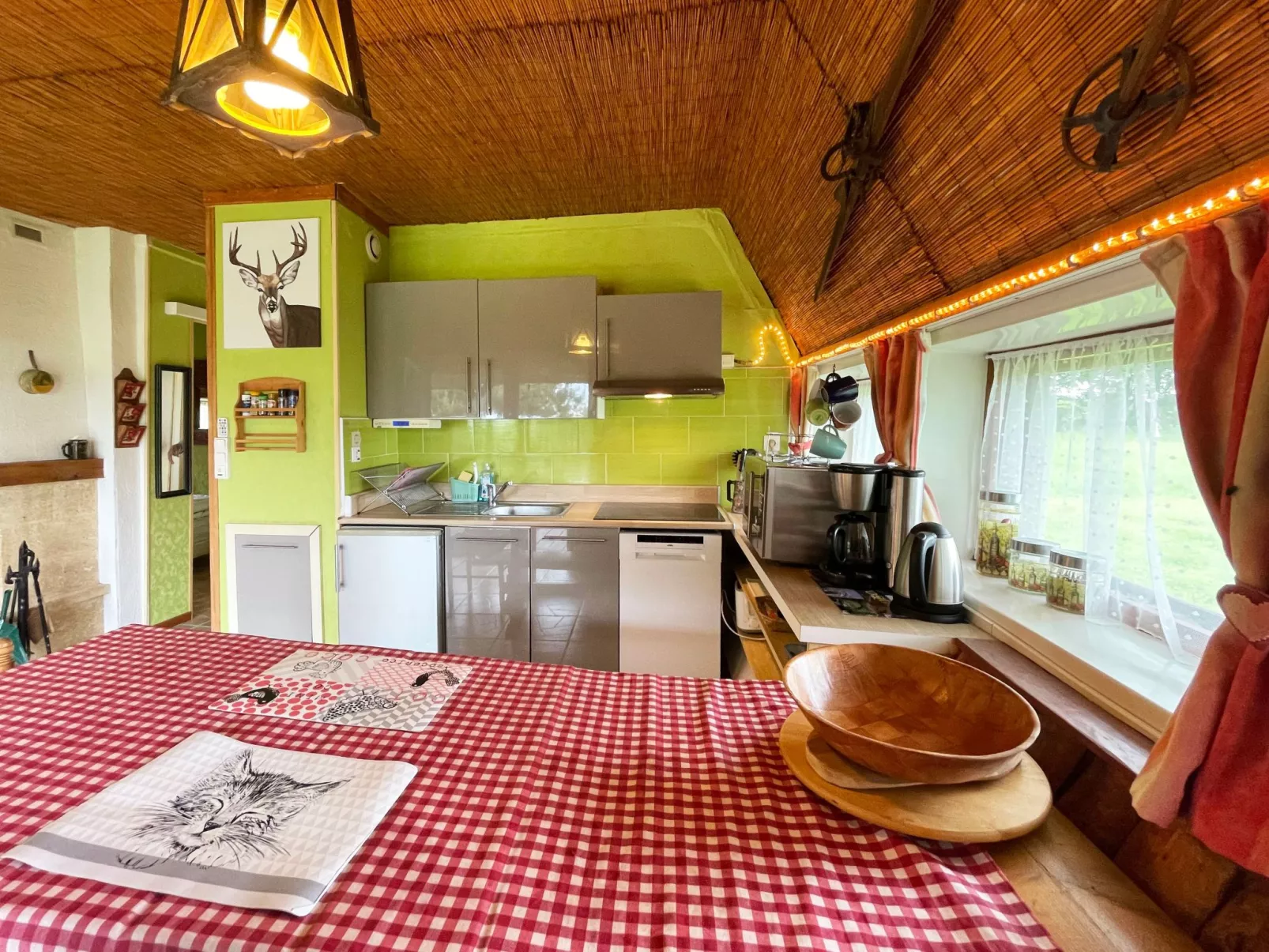 Charmantes Ferienhaus mit gemeinsamem Grill