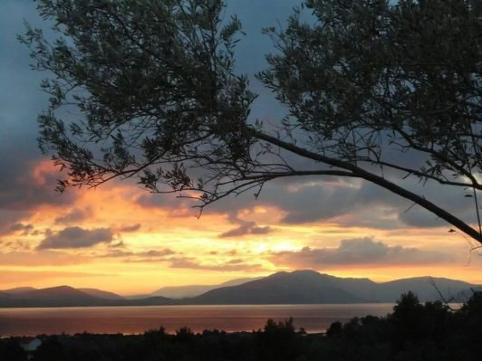 Panoramablick Evia-Dehors