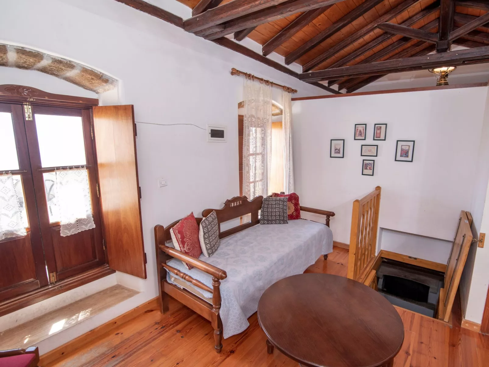 "3BRtraditionelles Haus" im Schloss