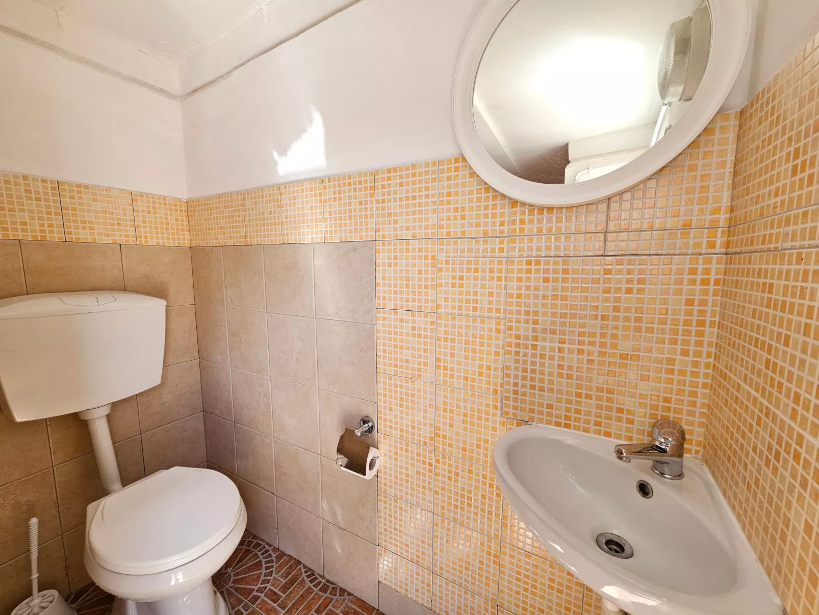 Villa mit Wasserblick-Image-tags.info