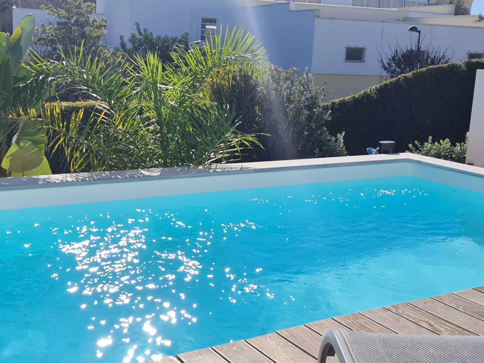 Villa Ray Design mit privatem beheizbarem Pool-Dehors