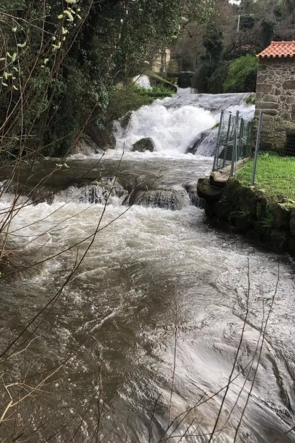 Renovierte Mühle in der Nähe der Cascades 1-Draußen