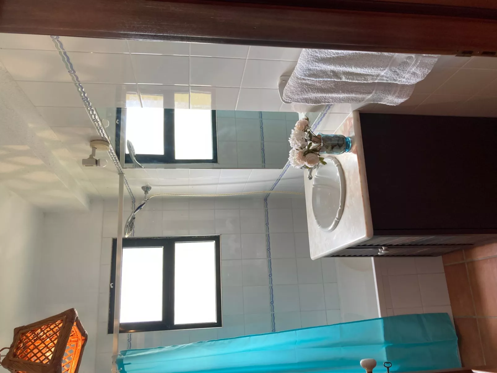 3-Schlafzimmer-Stadthaus, mit Panoramablick-Image-tags.info