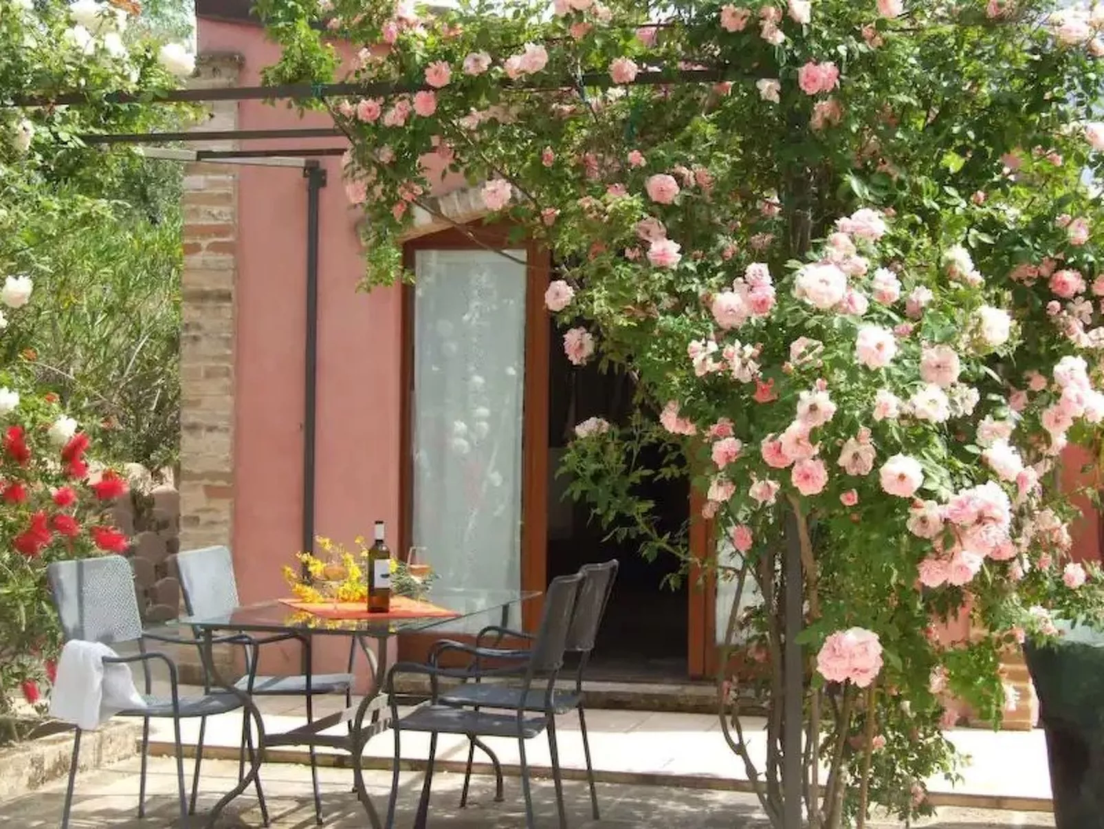 Villa mit Pool für 29 Personen ca. 800 m2