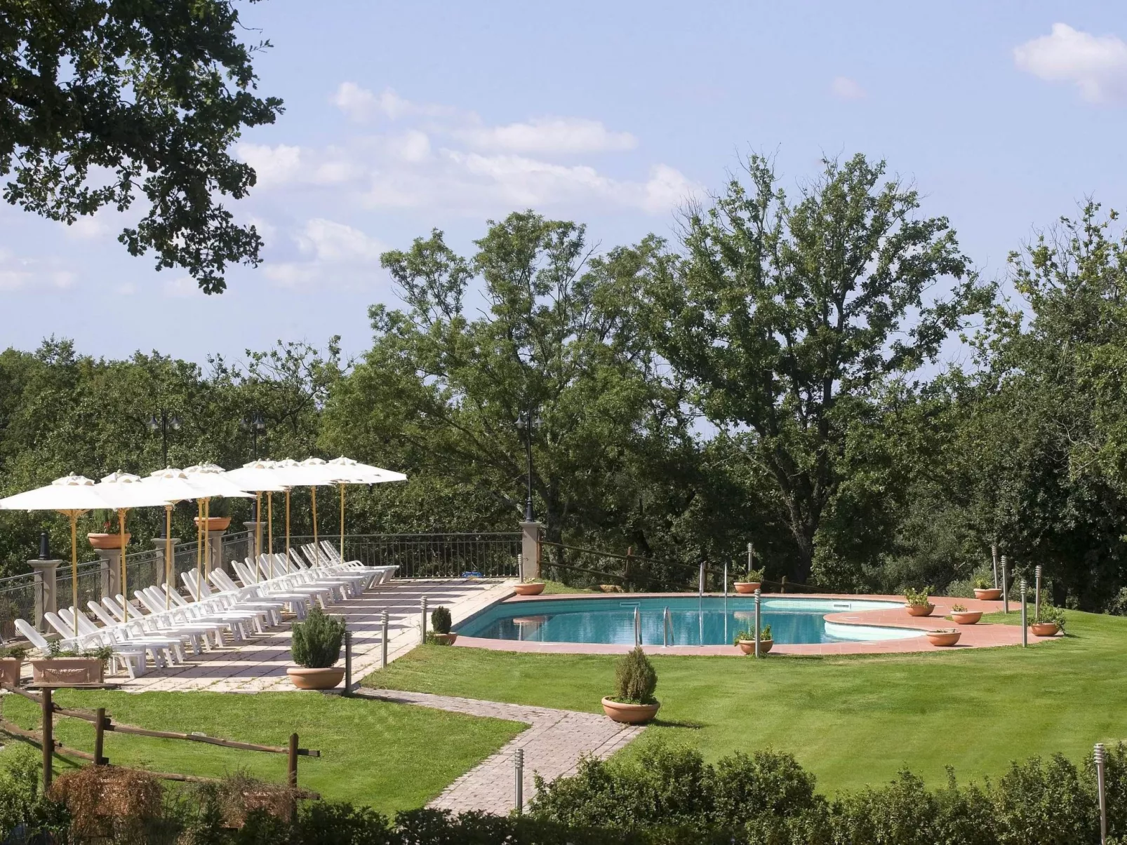 Unterkunft in Residenz mit Spa, Schwimmbad, Wi-Fi-Dehors