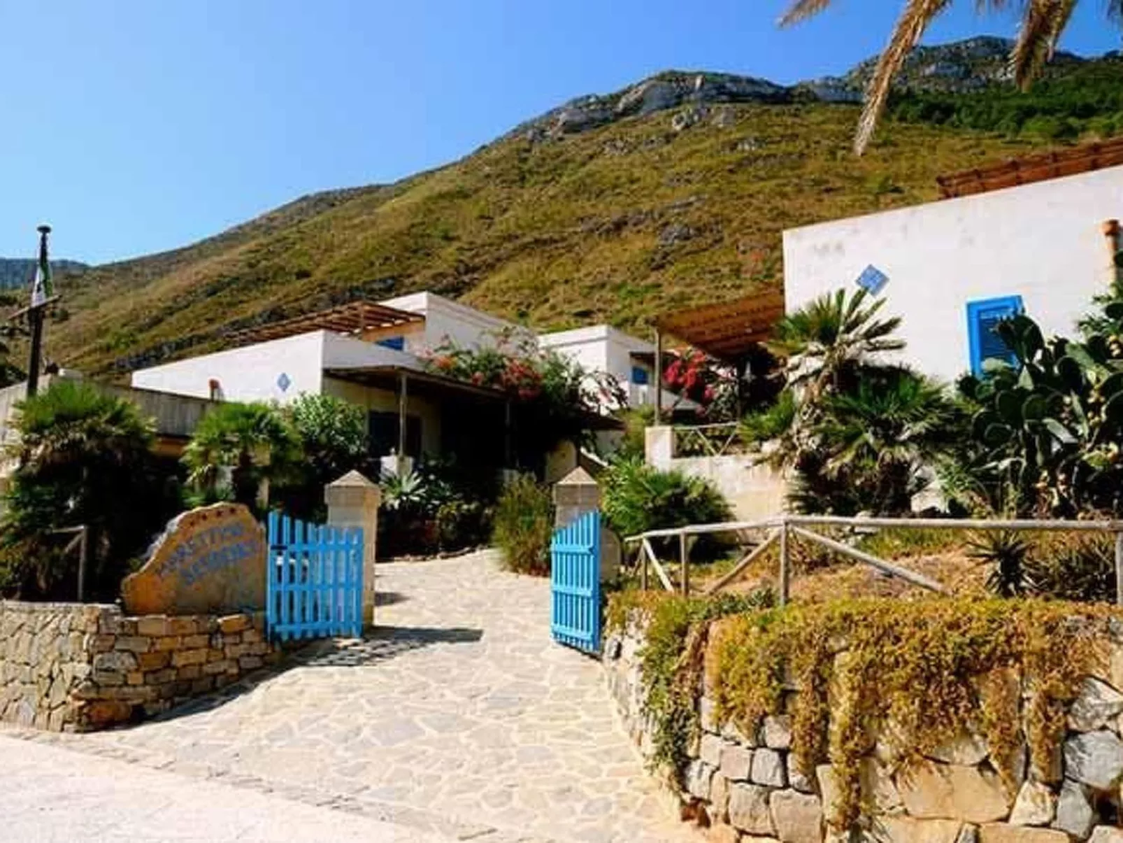 Wohnung in Marettimo mit Terrasse, gemeinsamem Pool und Garten-Dehors