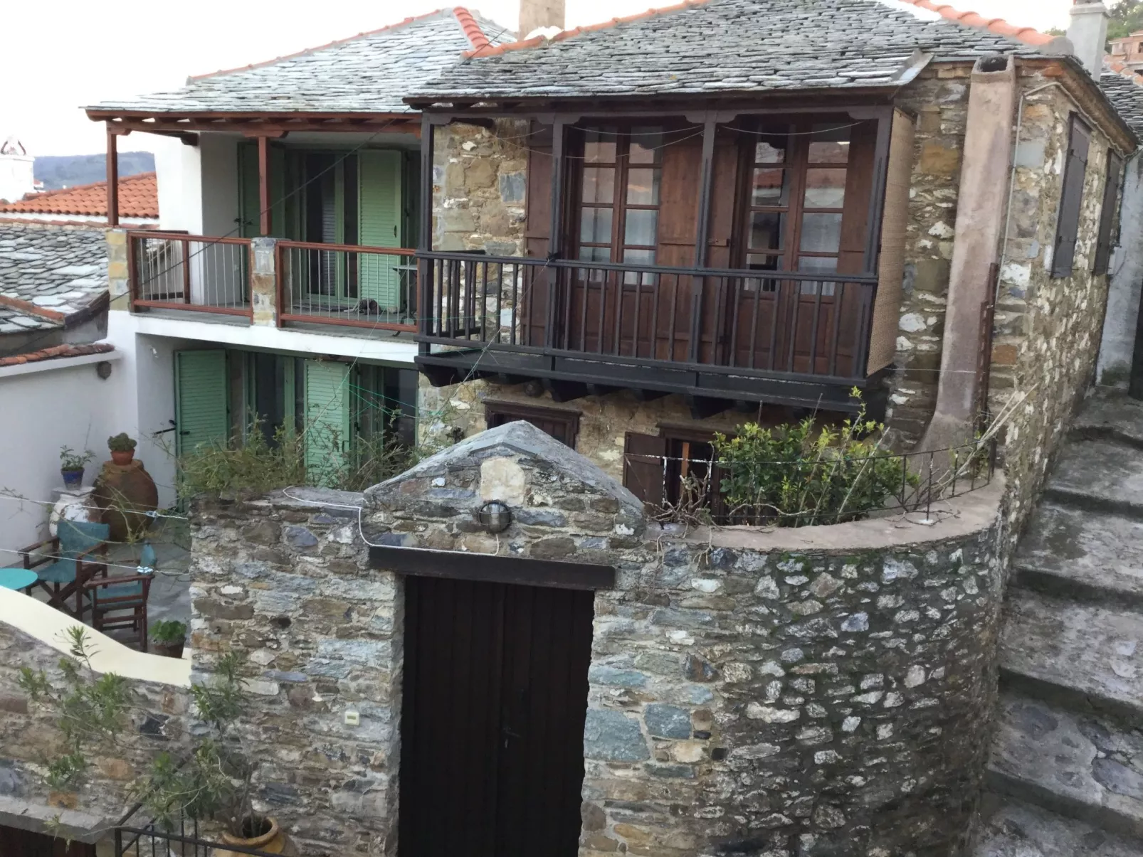 "Kyria Florenz"-Draußen