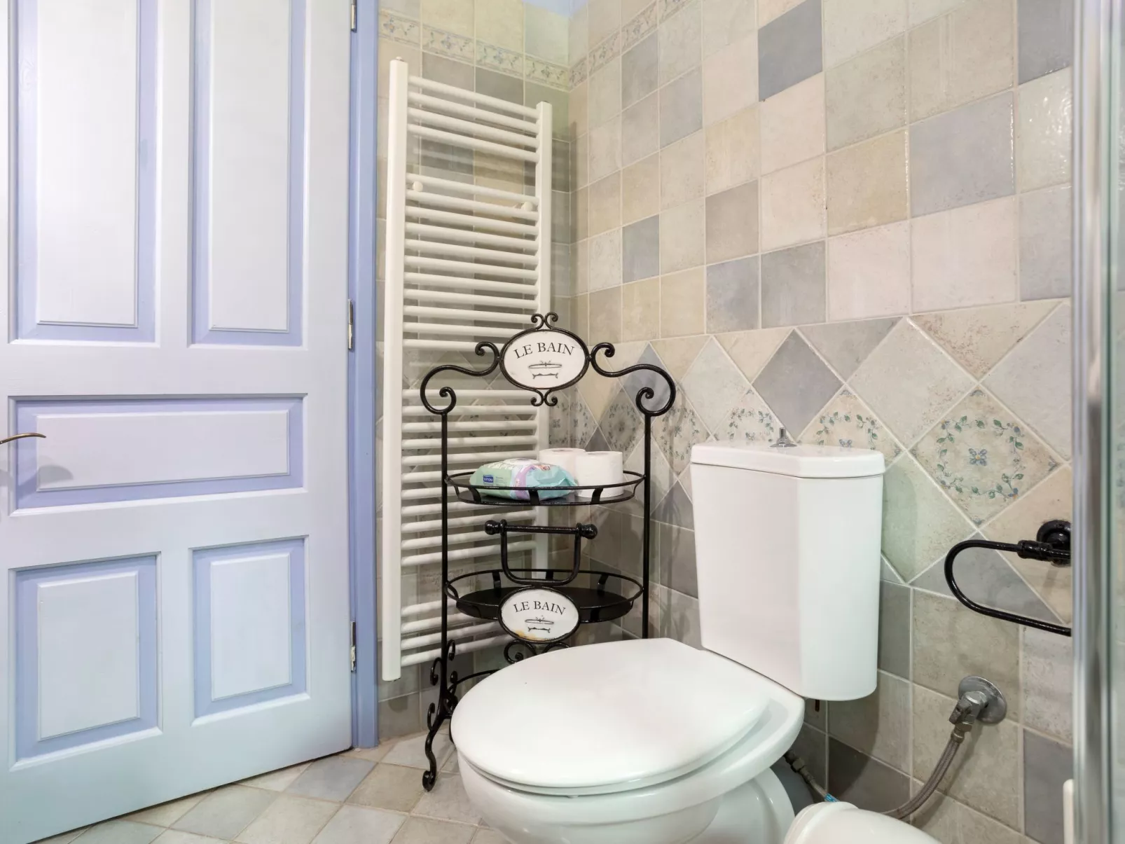 Aresti Mountain Resort Villa Ira mit privatem Pool