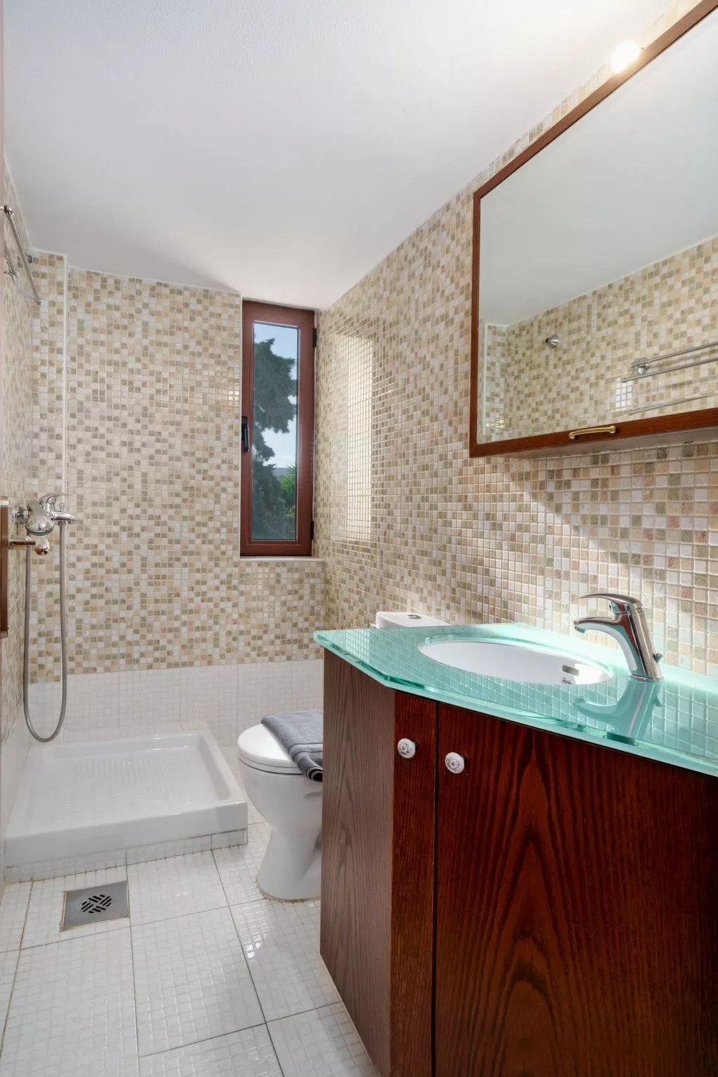 Villa mit Meerblick und privatem Pool, BBQ 1,5km vom Strand entfernt-Image-tags.info