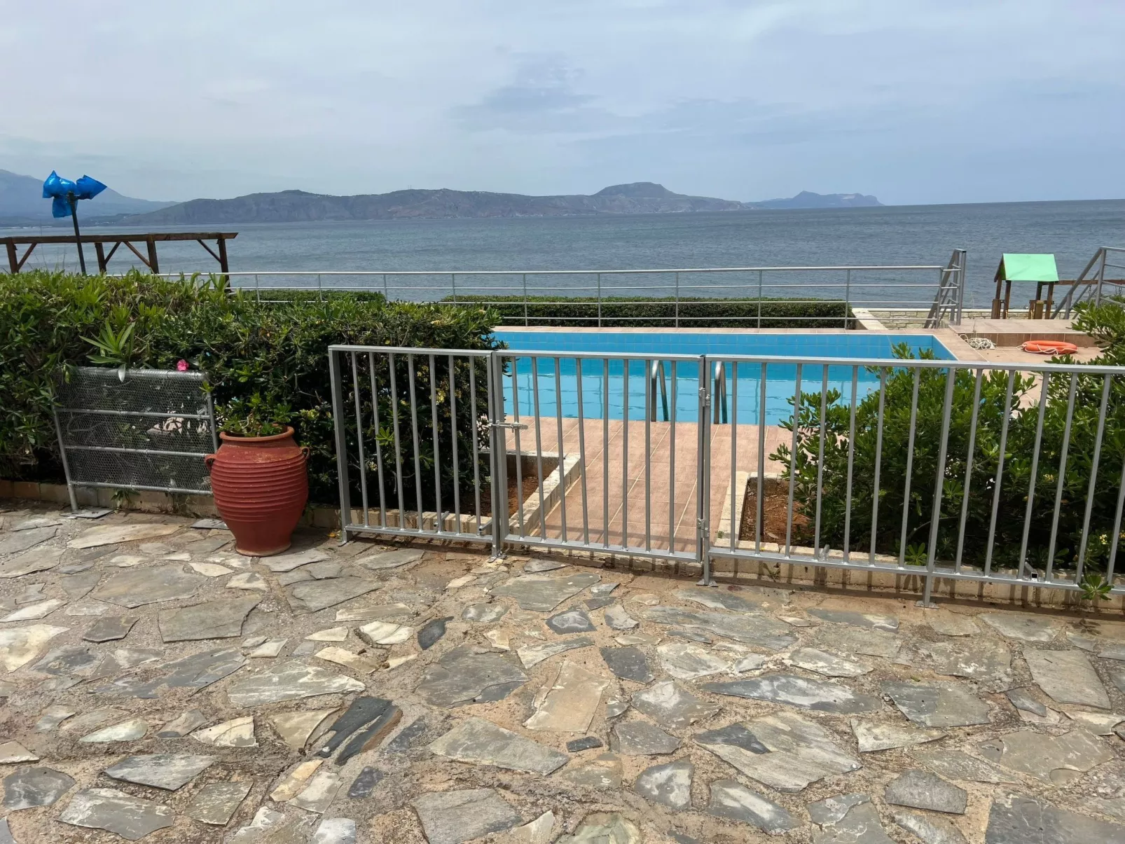 Villa am Strand mit privatem Swimmingpool und Meerblick-Image-tags.info