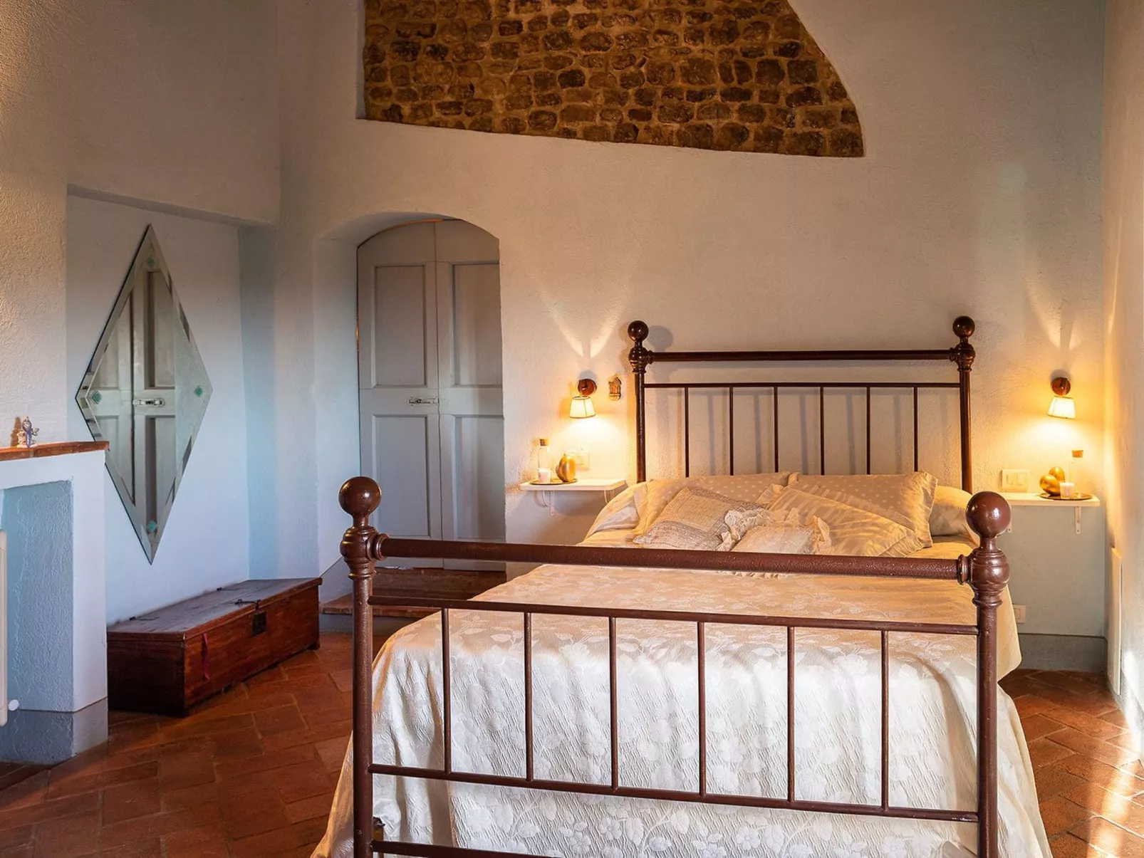 Villa 'Colle Sotto 11' mit eigenem Pool-Drinnen